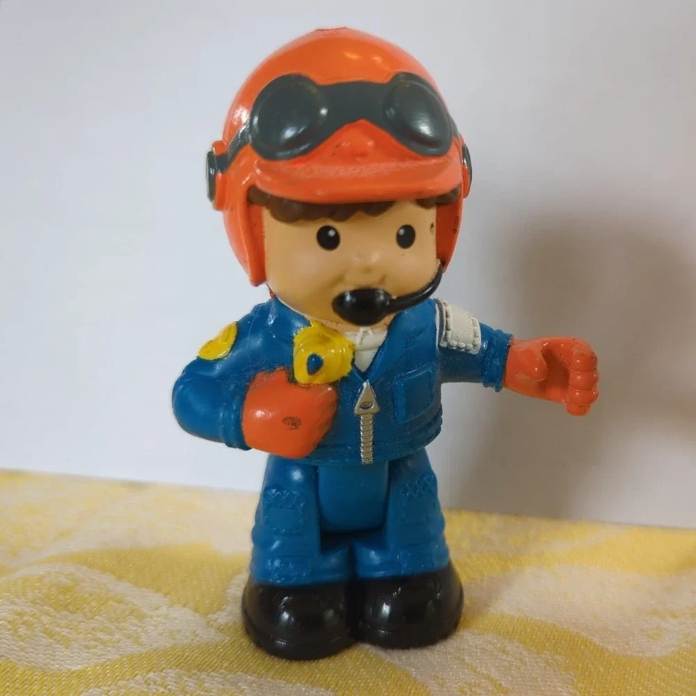 Fisher Price Little People 2 Bendable Figures‎ Race Car Mechanic and Fireman